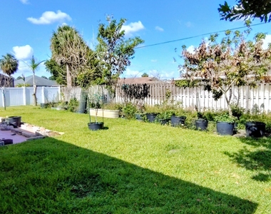 454 Fillmore Avenue Ne - Photo Thumbnail 30