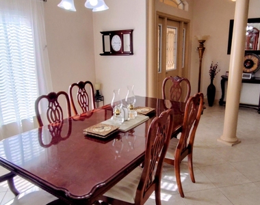 454 Fillmore Avenue Ne - Photo Thumbnail 3