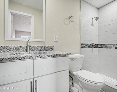 2222 Lucille Lane - Photo Thumbnail 13