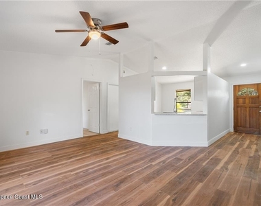278 San Marino Road Sw - Photo Thumbnail 4