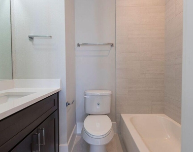 5703 Larkin - Photo Thumbnail 32