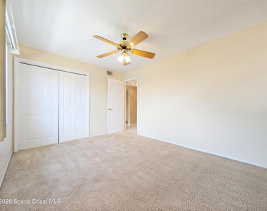 190 E Olmstead Drive - Photo Thumbnail 16