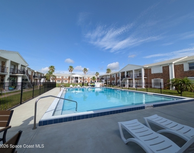 190 E Olmstead Drive - Photo Thumbnail 17
