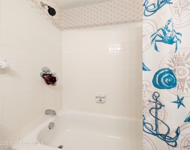 190 E Olmstead Drive - Photo Thumbnail 4