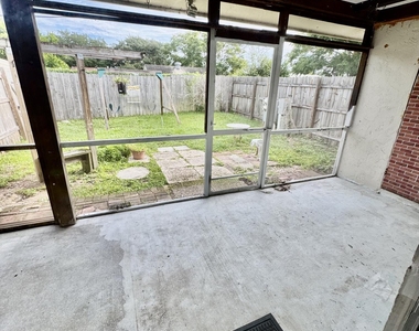 1220 Cheney Highway - Photo Thumbnail 11