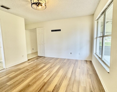 1506 Hardwicke Street Nw - Photo Thumbnail 16