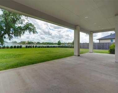10318 Fountain Shore Drive - Photo Thumbnail 40