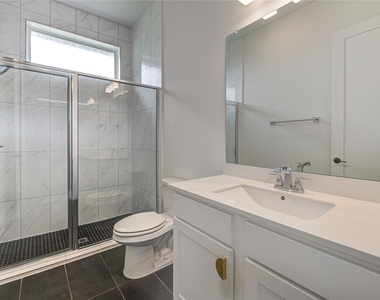 10318 Fountain Shore Drive - Photo Thumbnail 23