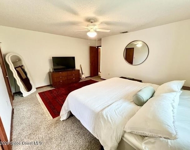 2108 Rosewood Drive - Photo Thumbnail 15
