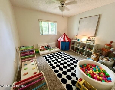 2108 Rosewood Drive - Photo Thumbnail 18
