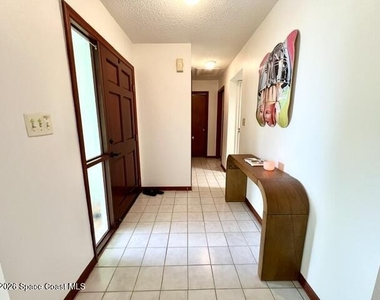 2108 Rosewood Drive - Photo Thumbnail 3
