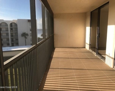 5805 N Banana River Boulevard - Photo Thumbnail 7