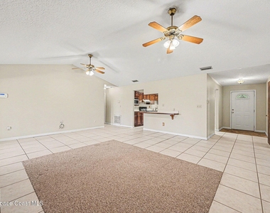 655 N Burnett Road - Photo Thumbnail 7
