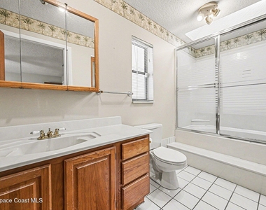 655 N Burnett Road - Photo Thumbnail 12