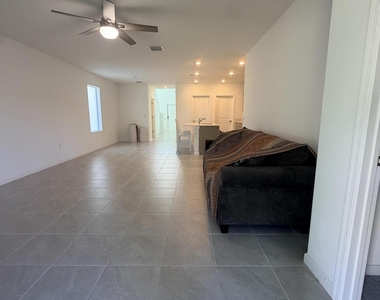 1707 Colebrook Circle Sw - Photo Thumbnail 12