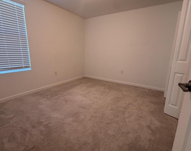1707 Colebrook Circle Sw - Photo Thumbnail 20