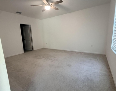 1707 Colebrook Circle Sw - Photo Thumbnail 13
