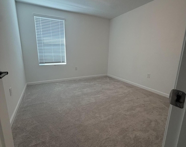 1707 Colebrook Circle Sw - Photo Thumbnail 21
