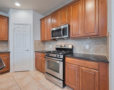 15 Gull Rock Place - Photo Thumbnail 20