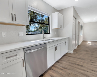 644 Nida Drive - Photo Thumbnail 11