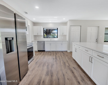 644 Nida Drive - Photo Thumbnail 9