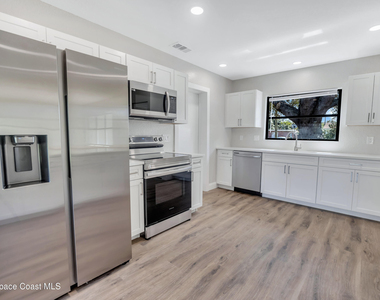 644 Nida Drive - Photo Thumbnail 10