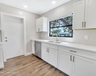 644 Nida Drive - Photo Thumbnail 5