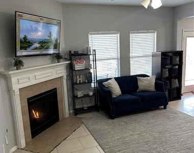 10446 Harbor Canyon Drive - Photo Thumbnail 9