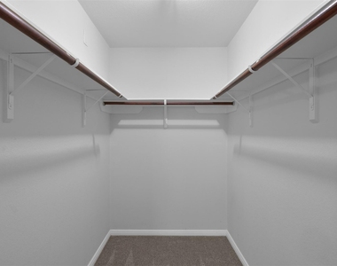 164 Binnacle Court - Photo Thumbnail 12