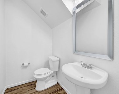 1783 Nichole Woods Drive - Photo Thumbnail 6