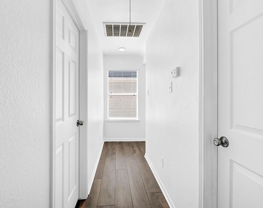 1783 Nichole Woods Drive - Photo Thumbnail 13