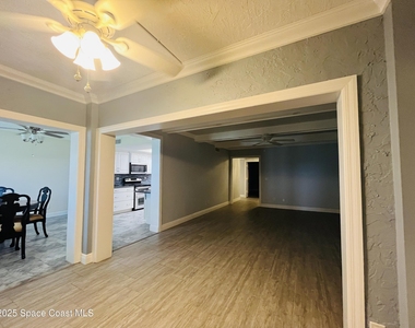 115 N Indian River Drive - Photo Thumbnail 11