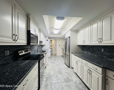 115 N Indian River Drive - Photo Thumbnail 4