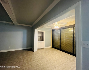 115 N Indian River Drive - Photo Thumbnail 12