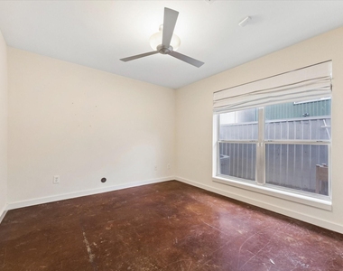 6130 Grand Boulevard - Photo Thumbnail 15