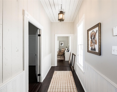 2011 Decatur Street - Photo Thumbnail 9