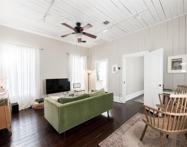 2011 Decatur Street - Photo Thumbnail 13