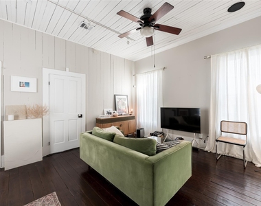 2011 Decatur Street - Photo Thumbnail 16