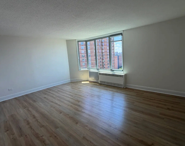3333 Broadway - Photo Thumbnail 3