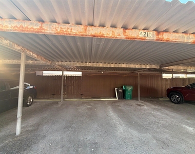 4210 Wyatt Street - Photo Thumbnail 4