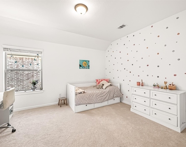 7019 Snow Finch Lane - Photo Thumbnail 25