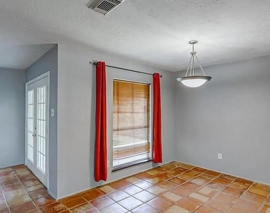 17302 S Yorkglen Drive - Photo Thumbnail 3