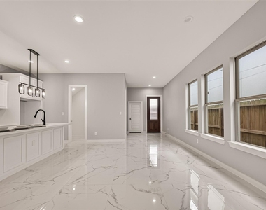 90 Burress Street - Photo Thumbnail 16