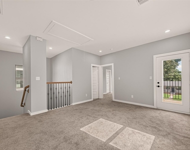 90 Burress Street - Photo Thumbnail 6