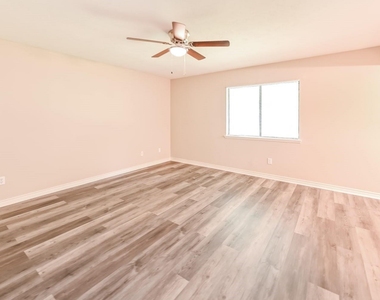 22710 Melham Lane - Photo Thumbnail 8