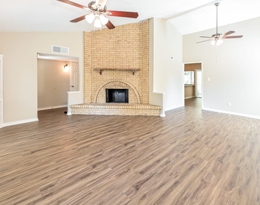 22710 Melham Lane - Photo Thumbnail 2