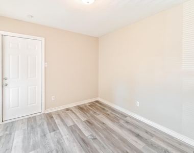22710 Melham Lane - Photo Thumbnail 11