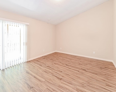 22710 Melham Lane - Photo Thumbnail 6