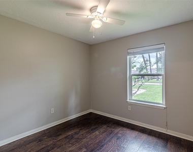 9702 Birsay Street - Photo Thumbnail 20