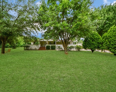 18303 James Road - Photo Thumbnail 2